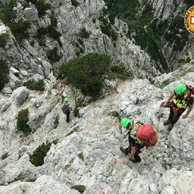 Paura sul Baffelan: alpinista in cordata precipita e resta appeso nel vuoto