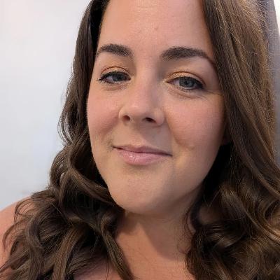 ⚖️ Balancing Career Growth with RV Life Freedom with Rachel Lathrop @outside.the.box.travel ⚖️ Balancing Career Growth with RV Life Freedom with Rachel Lathrop @outside.the.box.travel