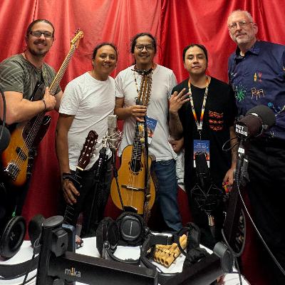 The Ecuadoran group Chuskupura in studio live session