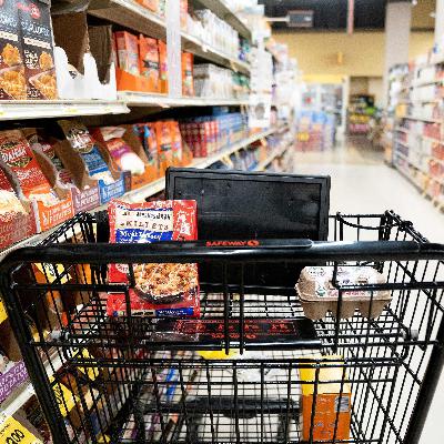 Do city-owned grocery stores work?