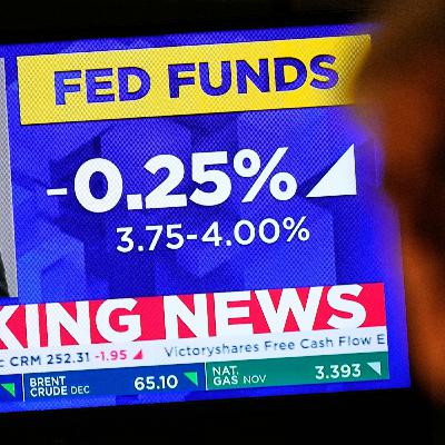 Powell Signals Pause in Fed Rate Cuts Amid Inflation Concerns Powell Signals Pause in Fed Rate Cuts Amid Inflation Concerns