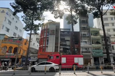 Bản tin trưa ngày 5/12/2025: Danh tính 4 nạn nhân tử vong trong vụ cháy quán ăn