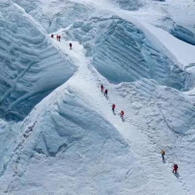 E36 珠峰百年攀登地图：数据、历史、线路与人物