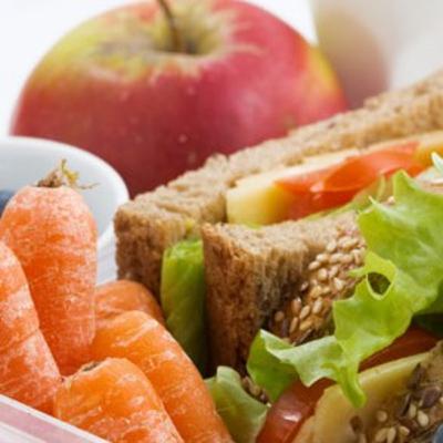 "Una buena alimentación" "Una buena alimentación"