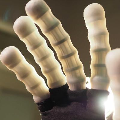 Beyond Human Hand Limits: The Ultra-Redundant Dexterous Hands of Daxo Robotics Beyond Human Hand Limits: The Ultra-Redundant Dexterous Hands of Daxo Robotics