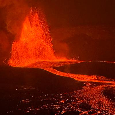 33 -《火山挚恋》| 人会爱上自己所知的事物,但更爱未知的 33 -《火山挚恋》| 人会爱上自己所知的事物,但更爱未知的