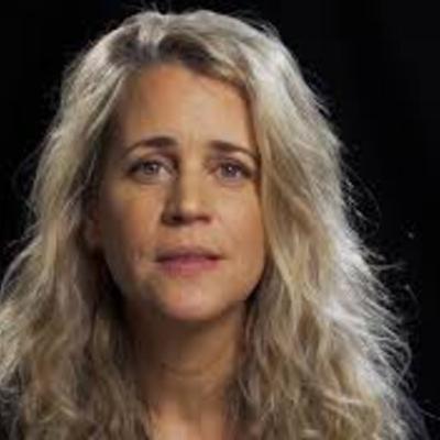 משחקות באש תחת אש - סיון טמיר משגב