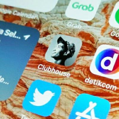 الحوار مع الأخ عسكر عن ظهور تطبيق هاتفي إلكتروني حديث Clubhouse