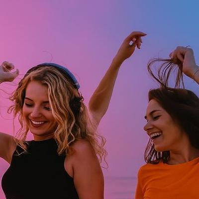 Baila, disfruta, sonríe, déjate llevar cada día con Estación GNG - Lunes 11 Agosto