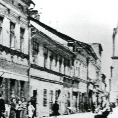"On Auschwitz" (69): Contacts between SS garrison of KL Auschwitz and the local population of the Oświęcim area (1940-45)