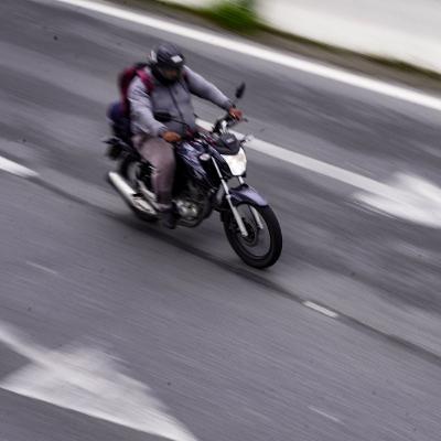 CNH Emprego na Pista oferece quase 5 mil vagas para habilitação e qualificação profissional em várias cidades de SC