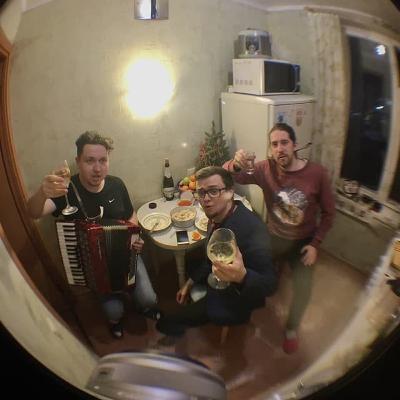 Выпуск 1 - Жизнь в разных городах