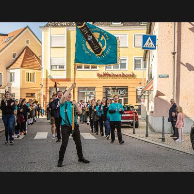 Erst Jugendarbeit, dann Politik - Demokratie-Werkstatt junge Kirche Erst Jugendarbeit, dann Politik - Demokratie-Werkstatt junge Kirche