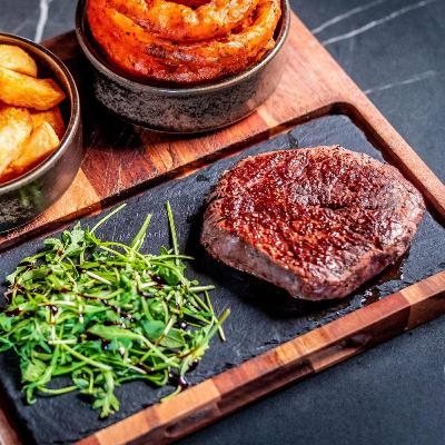 Teeing Off with Taste: Top Blade’s Grand Opening