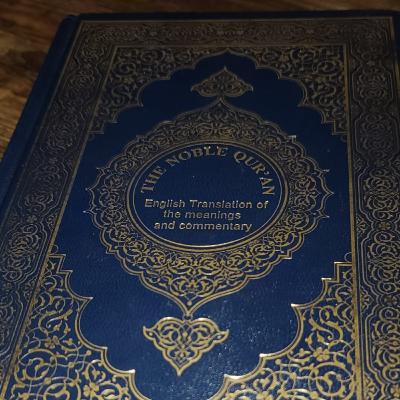 VIDEO 003 - Quran English - Aali 'Imraan 121-200 Segment 4 VIDEO 003 - Quran English - Aali 'Imraan 121-200 Segment 4