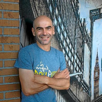 17 AÑOS EN BICI - 124.000 KM - ENTREVISTA a Aitor Iguiñitz 17 AÑOS EN BICI - 124.000 KM - ENTREVISTA a Aitor Iguiñitz