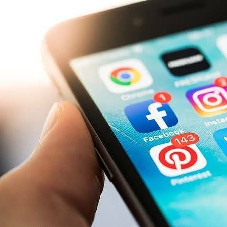 Social Media Chat with Carla De Beer: What you say and share could get you into big trouble episode artwork