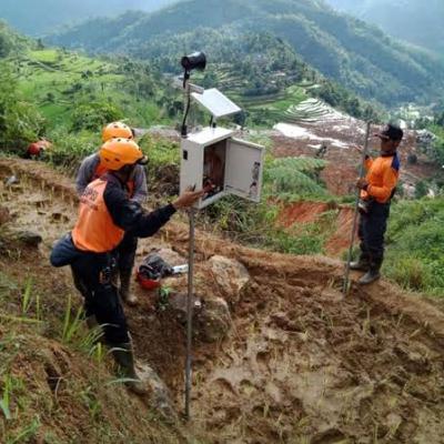 STRATEGI KOMUNIKASI KEBENCANAAN Kasus Bencana Longsor Cisolok, Sukabumi 2018