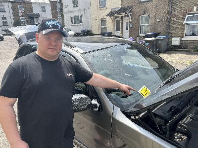 1101: Listen: Elvis Gura moved his car away from flood water only to find it had been given a parking ticket - 14/06/2025
