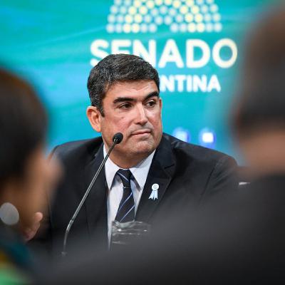"El texto final que se votò, nos lo entregaron 2 minutos antes de la votación" "El texto final que se votò, nos lo entregaron 2 minutos antes de la votación"