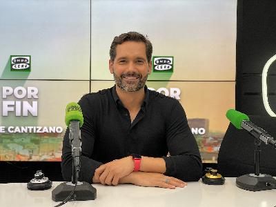 ¿Usas el teléfono móvil en el servicio? ¿Eso te hace estar más tiempo del necesario?