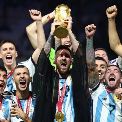 Fútbol, patria y sociología Fútbol, patria y sociología