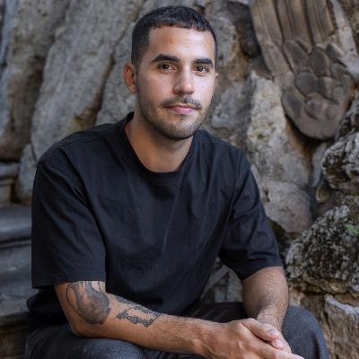 Danniel Tostes. Serie Let's Speak Up!