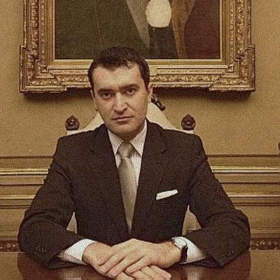 Crítica do Facismo - Por Alysson Mascaro