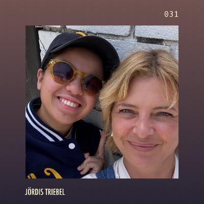 DIC#031 – Jördis Triebel aus Berlin in einen Bus durch Amerika