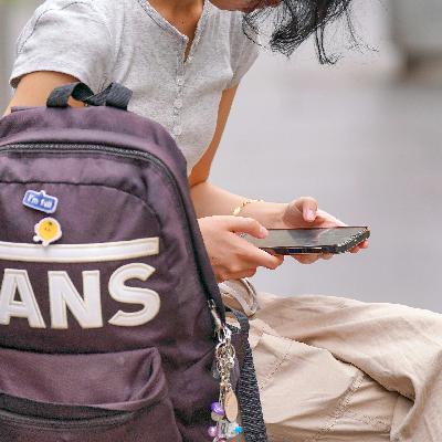 The Kids are Offline? - Weltweit erstes Social-Media-Verbot für Teenager in Australien The Kids are Offline? - Weltweit erstes Social-Media-Verbot für Teenager in Australien