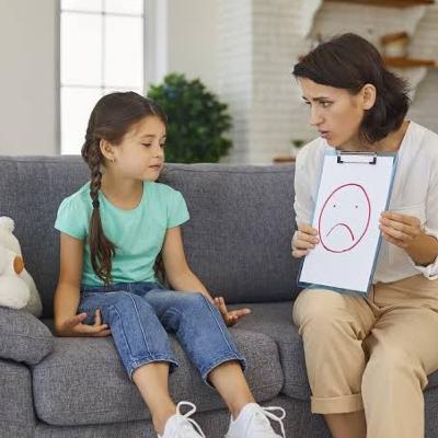 El papel del psicoterapeuta infantil.