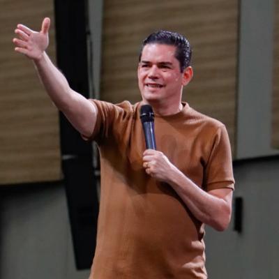 Você já tem tudo: pare de tentar merecer o que já foi entregue - Manassés Guerra