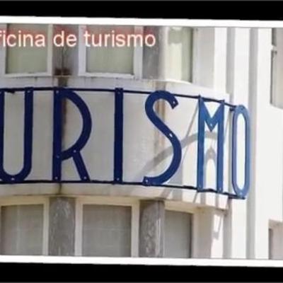 En la oficina de turismo