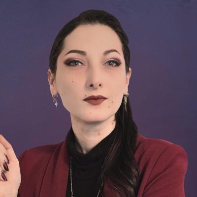 Tess Lynch: Founder & Principal Attorney of Clause & Affect PLLC