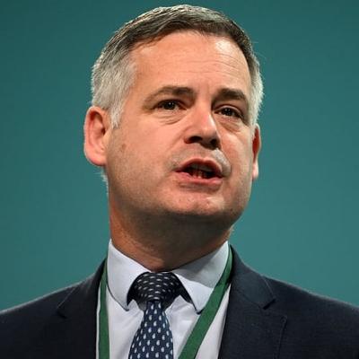 An Teachta Dála Piaras Ó Dochartaigh.