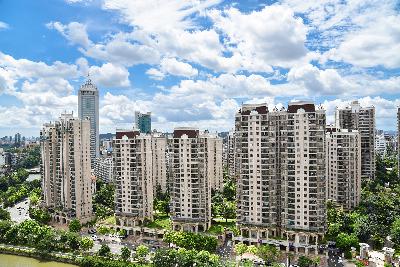 {{周五晚7点｜股市、楼市政策组合连击，为何市场反应不够热烈？