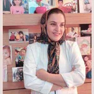 ساینا کست