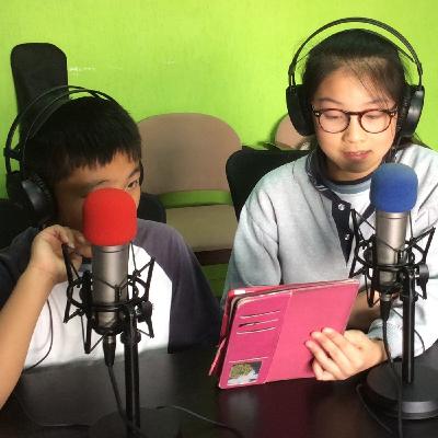 DAY 19 Storytellers Christmas edition: Santa Claus has presents- Read in chineese by Iván and Cristina, from yr 6