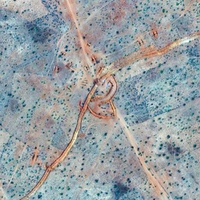 Så göder en liten gulfstat kriget i Sudan