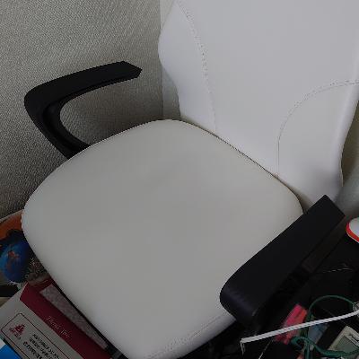 誰かオレのイス買い取ってくれ!! 誰かオレのイス買い取ってくれ!!