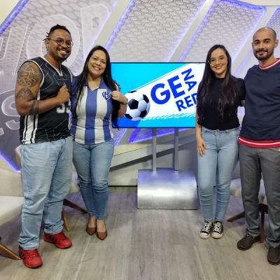 GE na Rede: humorista azulino e cantora bicolor falam sobre relação com time do coração e profissão