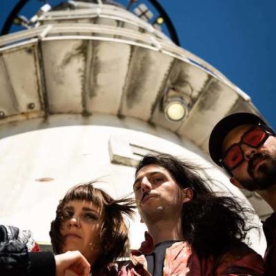 La Nouveauté Musique - Waves de Elettrotape, extrait d'Altitude leur 1er album La Nouveauté Musique - Waves de Elettrotape, extrait d'Altitude leur 1er album