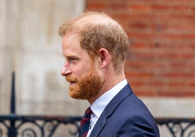 Daily Mail Trial: British People Say Press Standards Haven't Improved Since Phone Hacking Scandal Daily Mail Trial: British People Say Press Standards Haven't Improved Since Phone Hacking Scandal