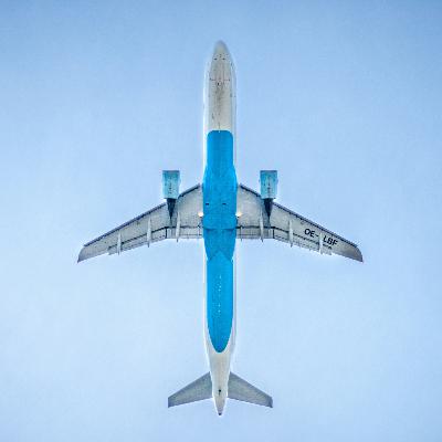134 - Airplanes & Airports (Burger Stories)
