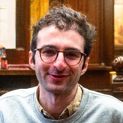 Eytan Levi (Roofscape) : ombrager et végétaliser les toits en pente et en zinc de Paris