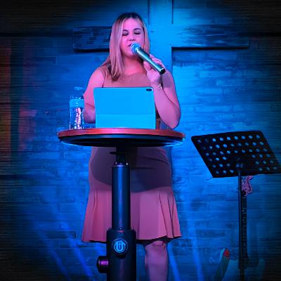 ¿A quien estás escuchando? - Pastora Rosa Miranda ¿A quien estás escuchando? - Pastora Rosa Miranda