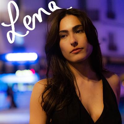 LENA : « Je pensais qu'être chanteuse c'était juste chanter, mais en fait c'est bien plus que ça »