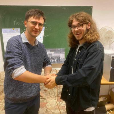 O egzystencji, pracy jako pacjent standaryzowany, młodzieży z trudnościami i wielu innych z Marcelem Podniesińskim