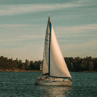 Sailboat on Calm Water for Deep Sleep, Relaxation & Focus – Peaceful Ocean Ambience 9 Hours