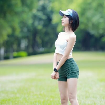 告别“有氧陷阱”：深蹲帮你提高代谢，躺着也能燃脂